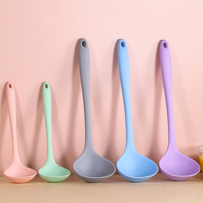 Long Handle Silicone Soup Spoon, Colorful and Practical